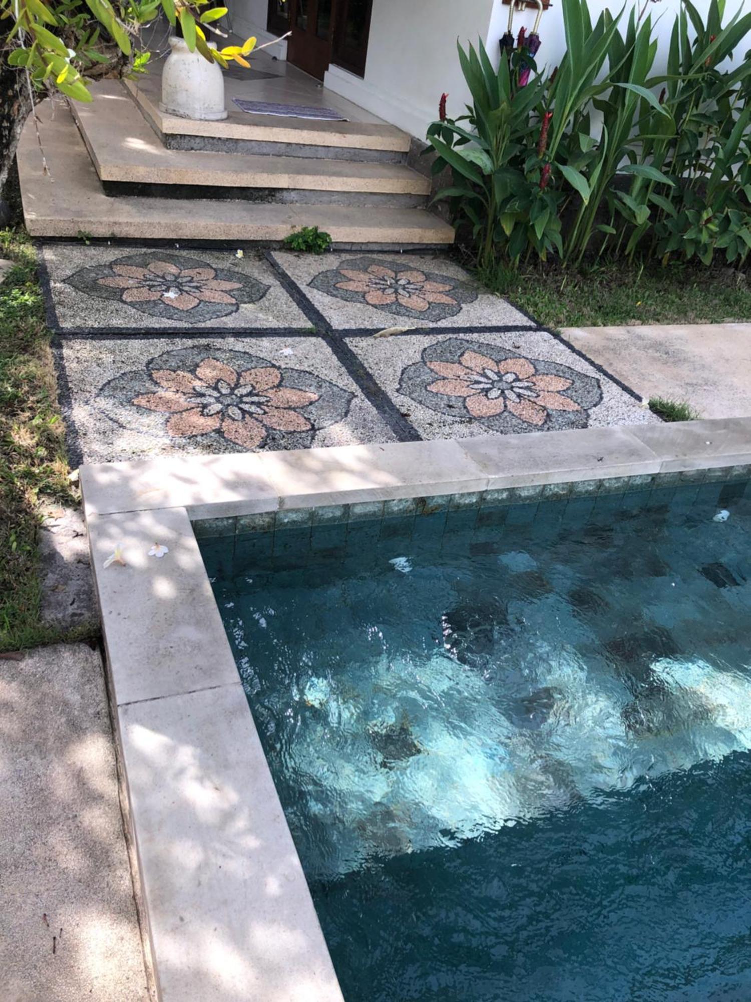 Villa Abhista Seminyak エクステリア 写真